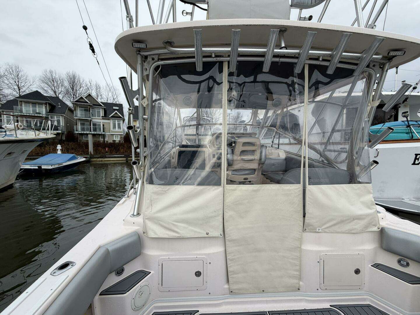 2004 Grady-White — - Image 38