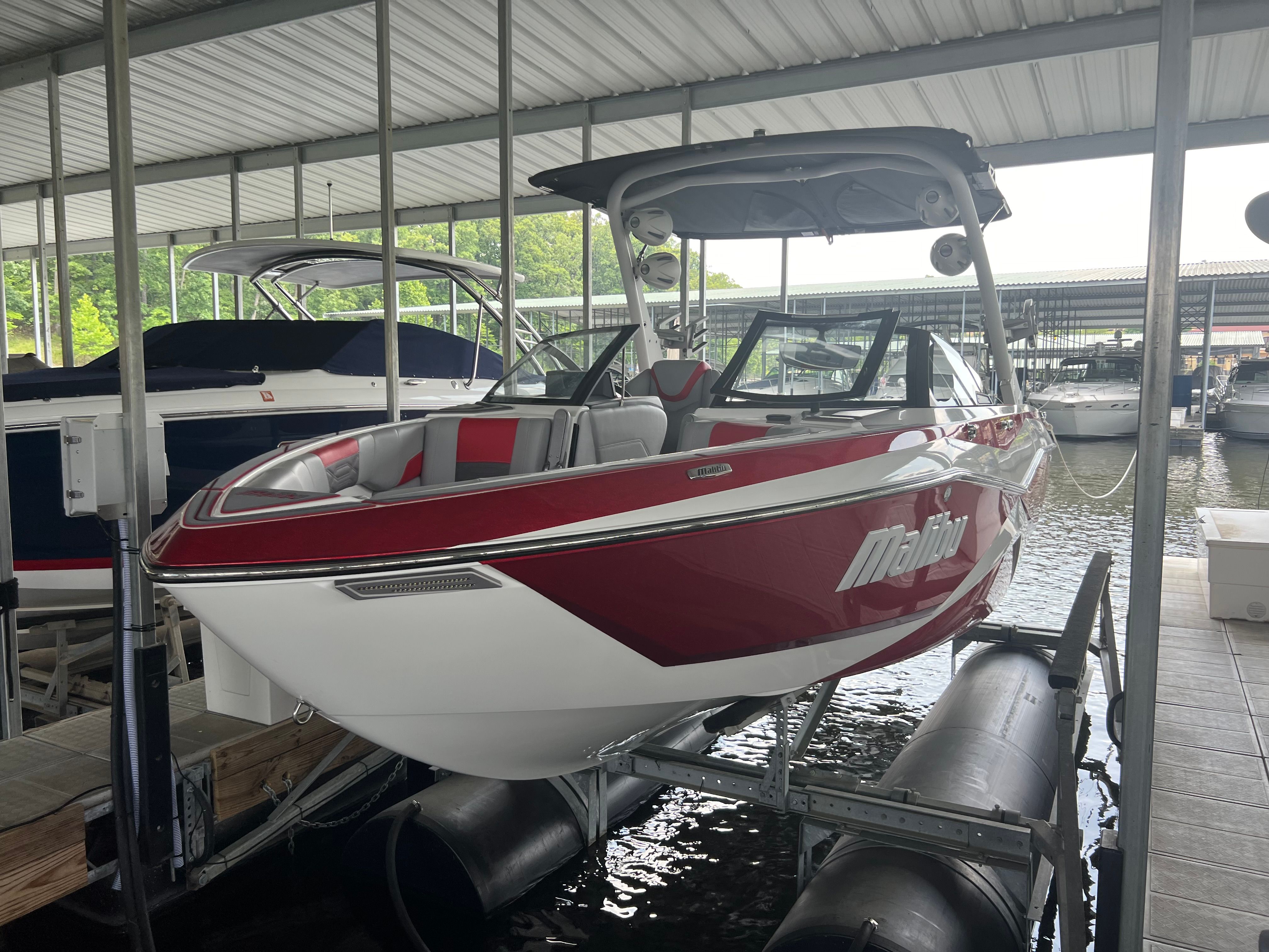 2022 Malibu Wakesetter 25 LSV - 3