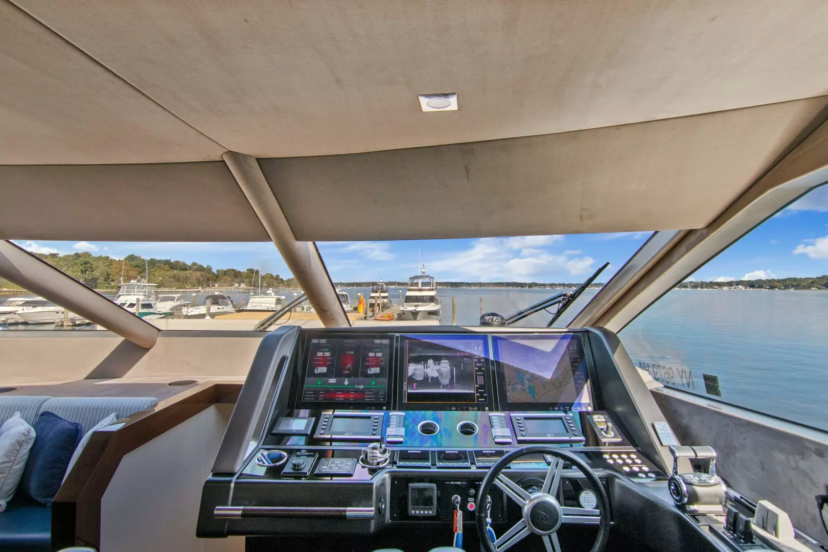 2019 Sunseeker 86 Yacht - Image 35