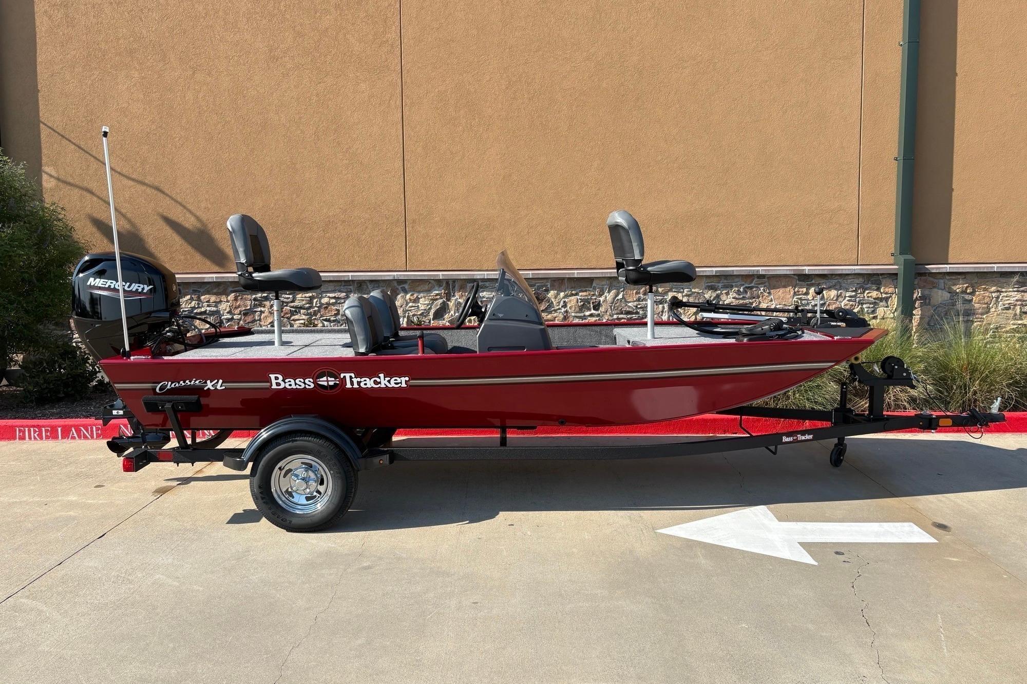 2026 Tracker Bass Tracker Classic XL