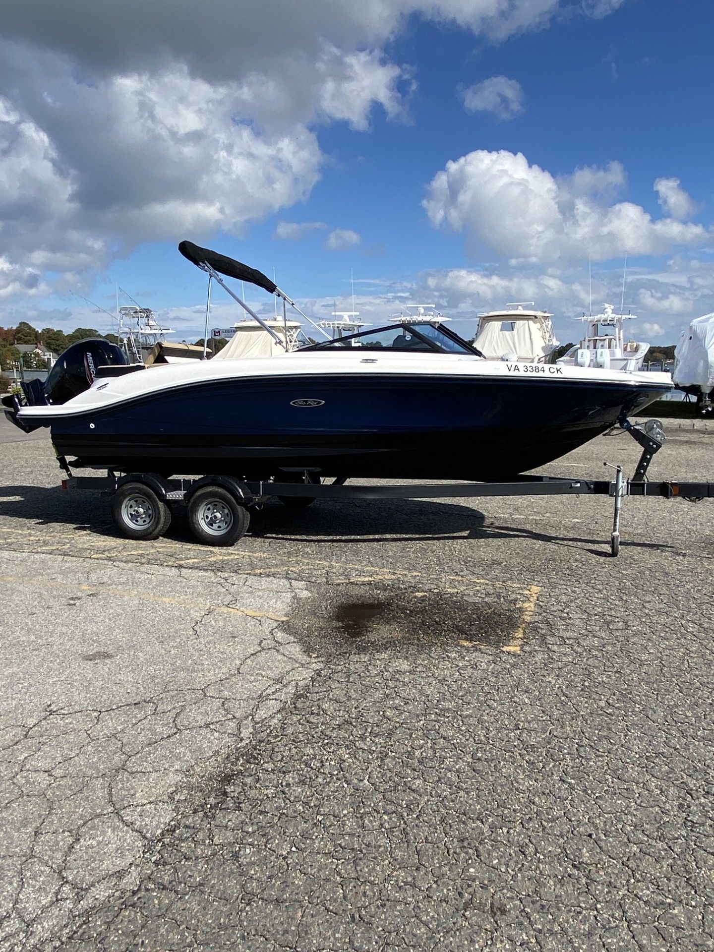 2023 Sea Ray SPX 210