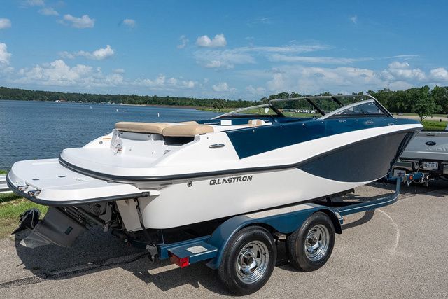 2016 Glastron GT 205 - 3