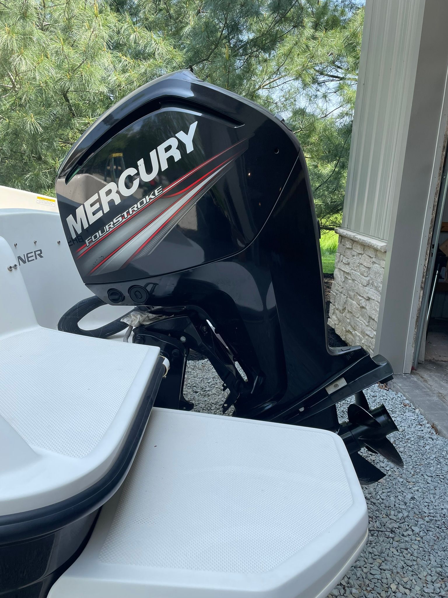 Outboard motor of a 2018 Bayliner 160 Bowrider.