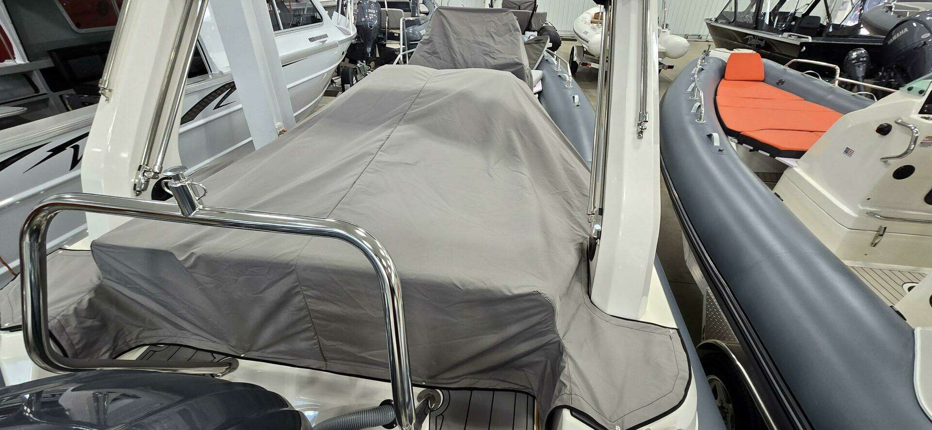 2024 Zodiac Medline 7.5 NEO - Image 35