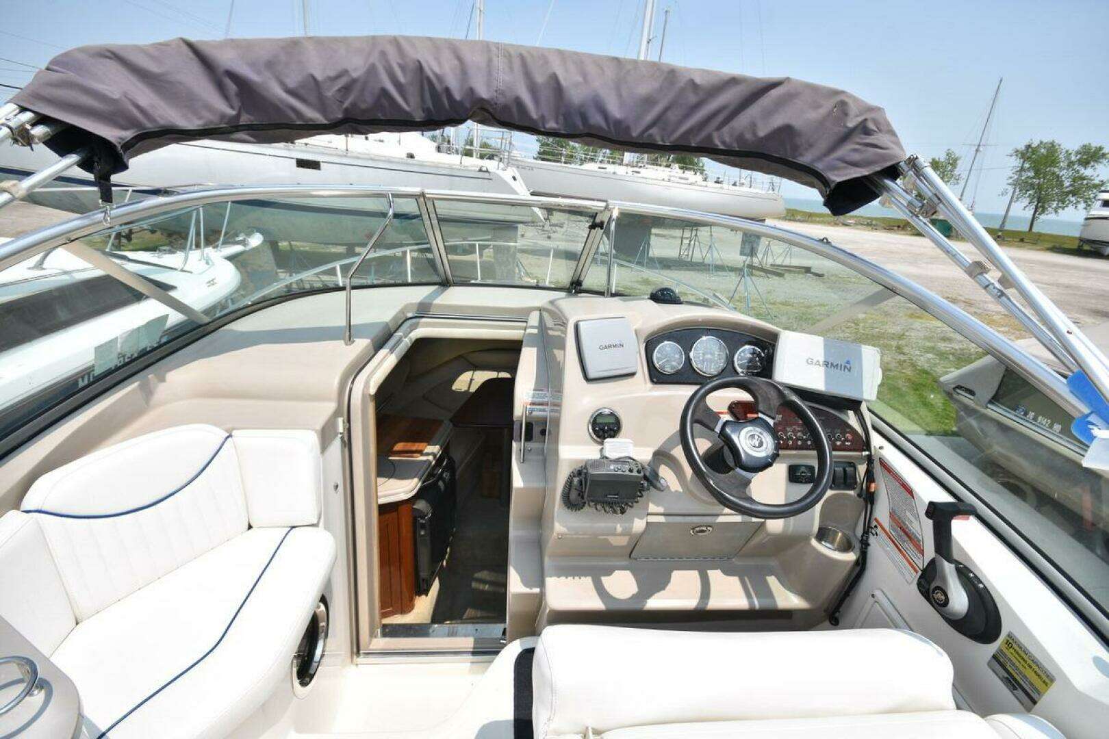 2008 Sea Ray 240 Sundancer - Image 8