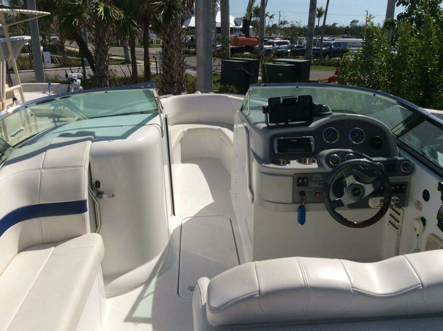 2005 Formula 260 - Image 13
