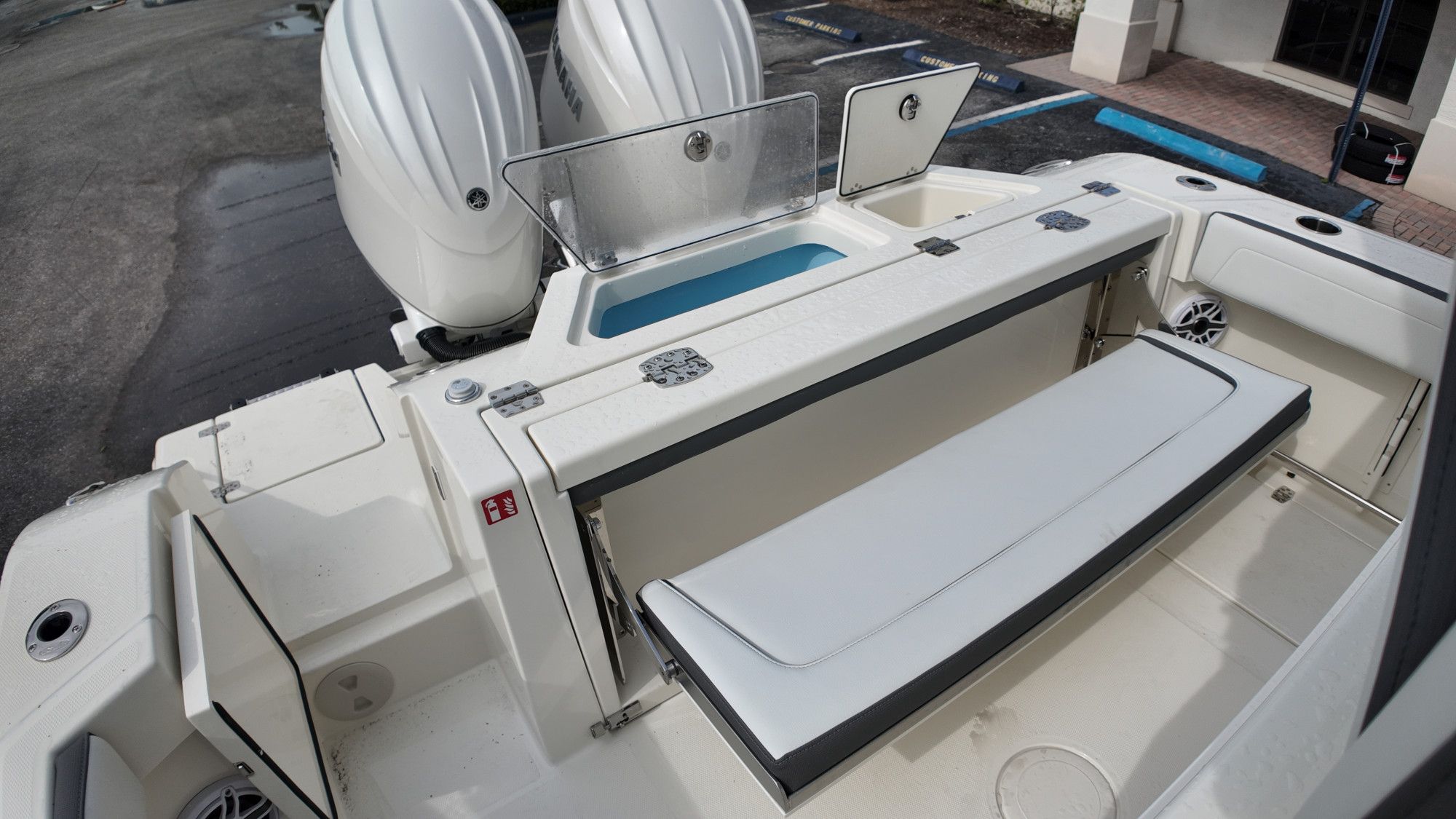 2026 Cobia 245 Center Console - 35