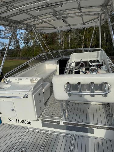2001 Contender 35 Side Console - 10