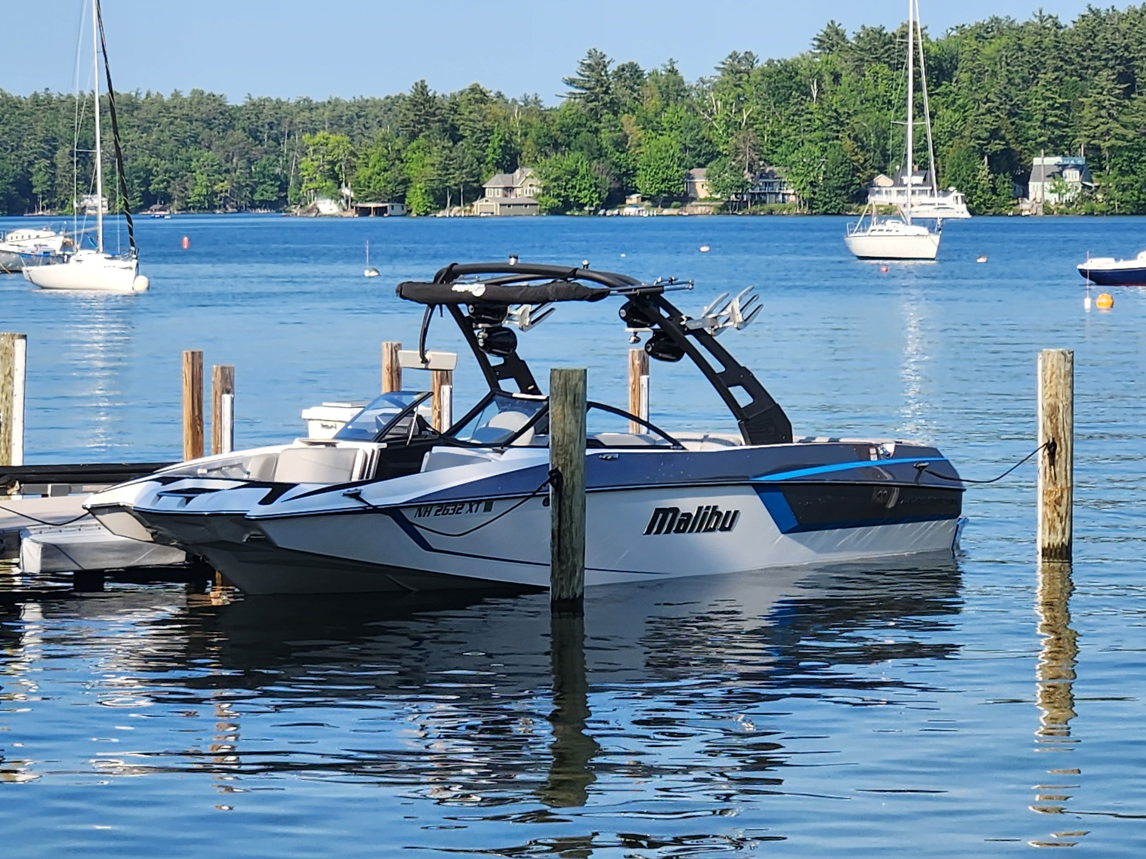 2017 Malibu Wakesetter 24 MXZ