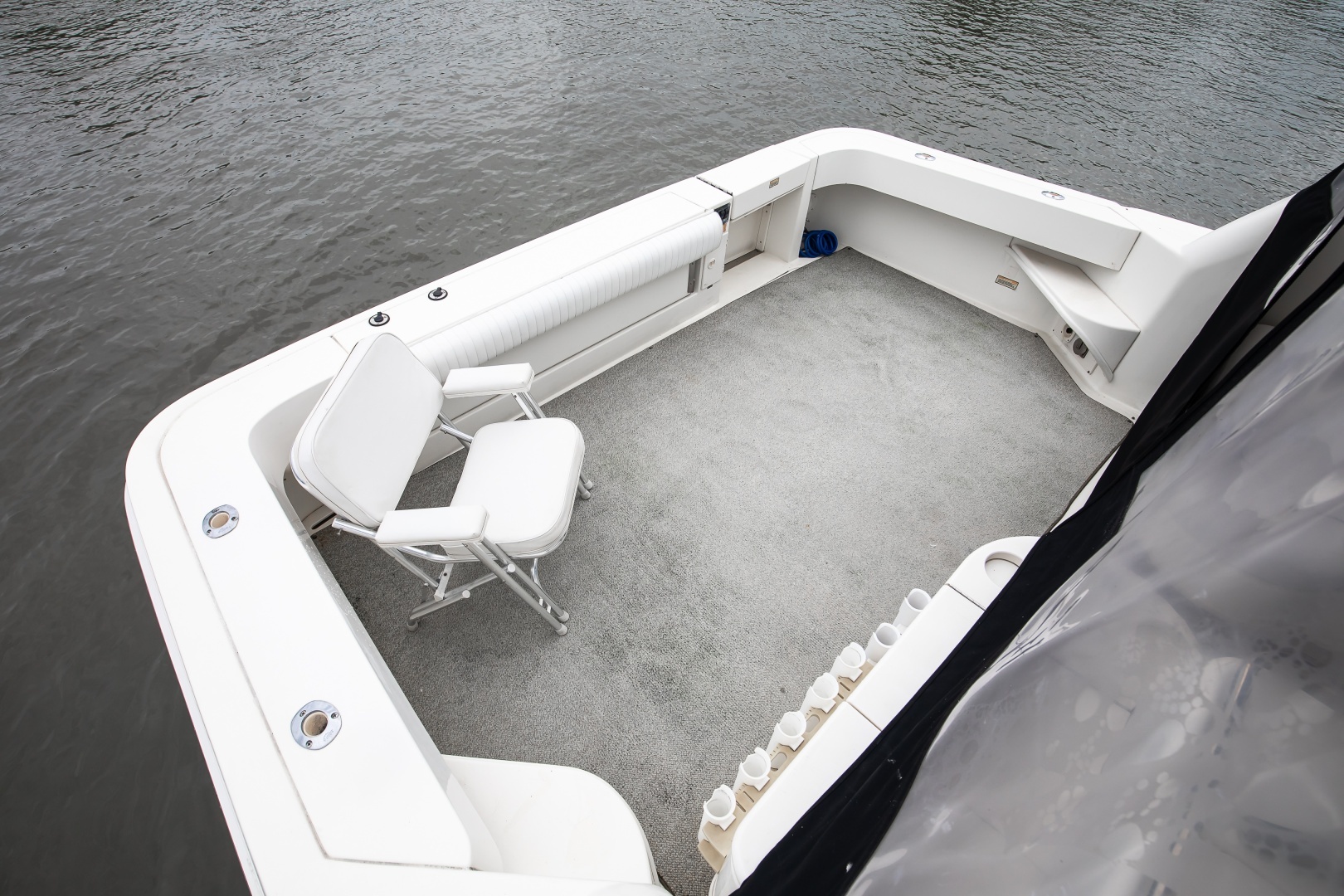 1998 Sea Ray 330 Express - Image 10