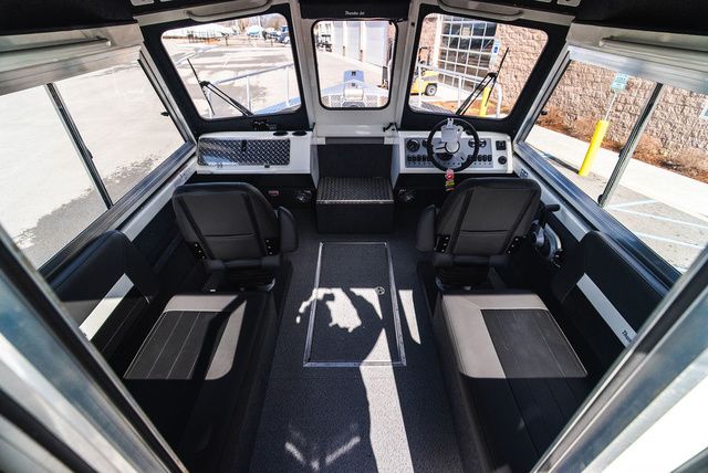 2026 Thunder Jet Alexis Pro 24' - 15
