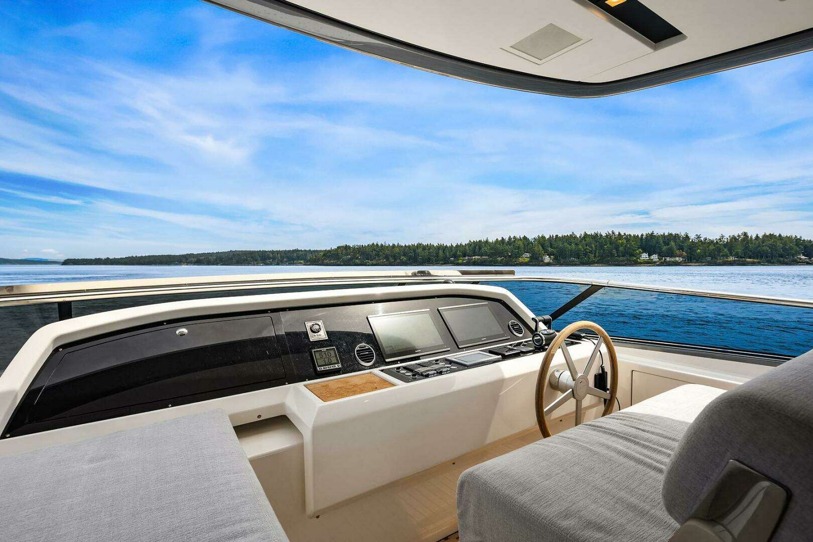 2023 Sanlorenzo SL86 - Image 42
