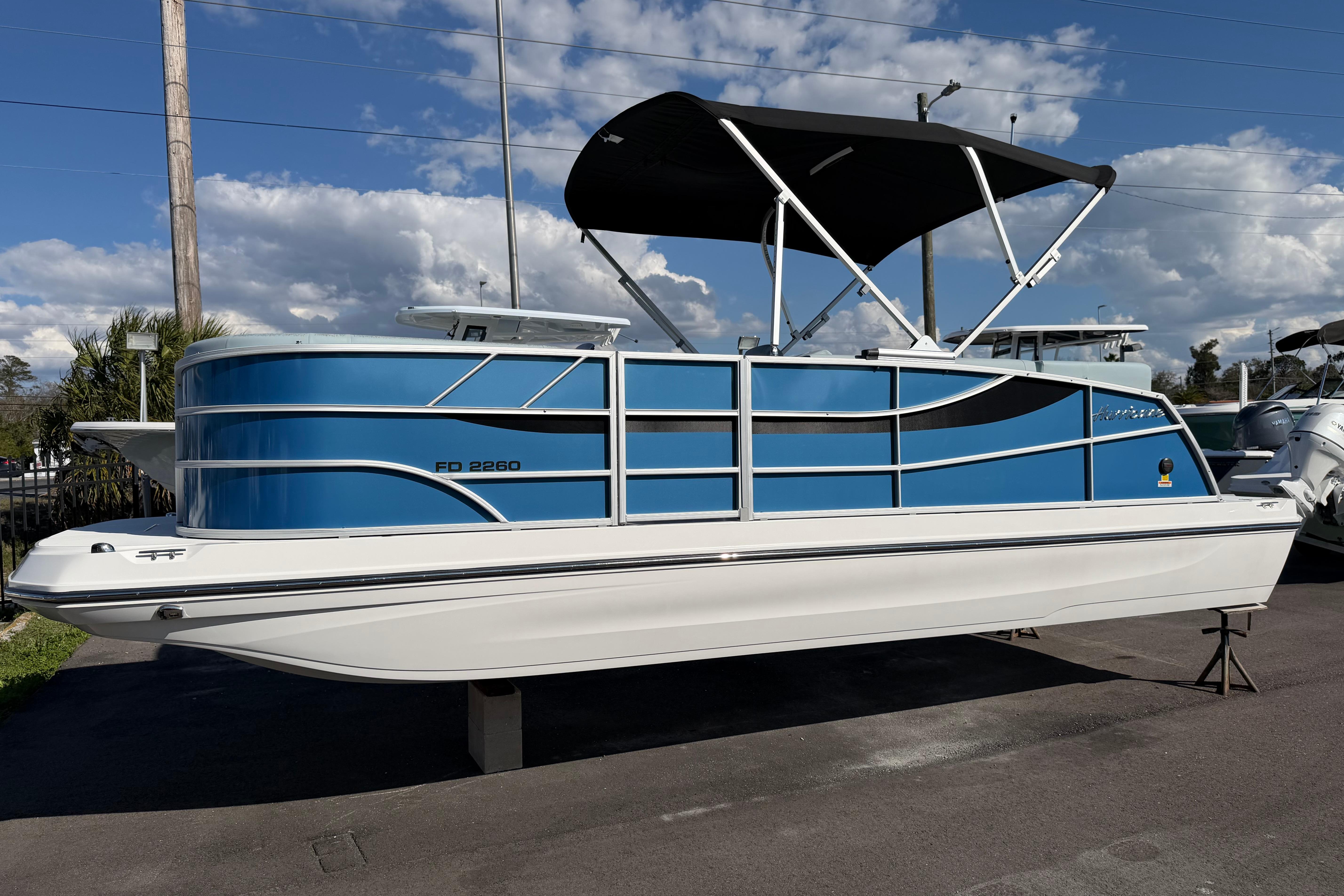 2025 Hurricane FunDeck 2260 RE OB