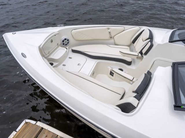 2026 Stingray 23 OSX - 16