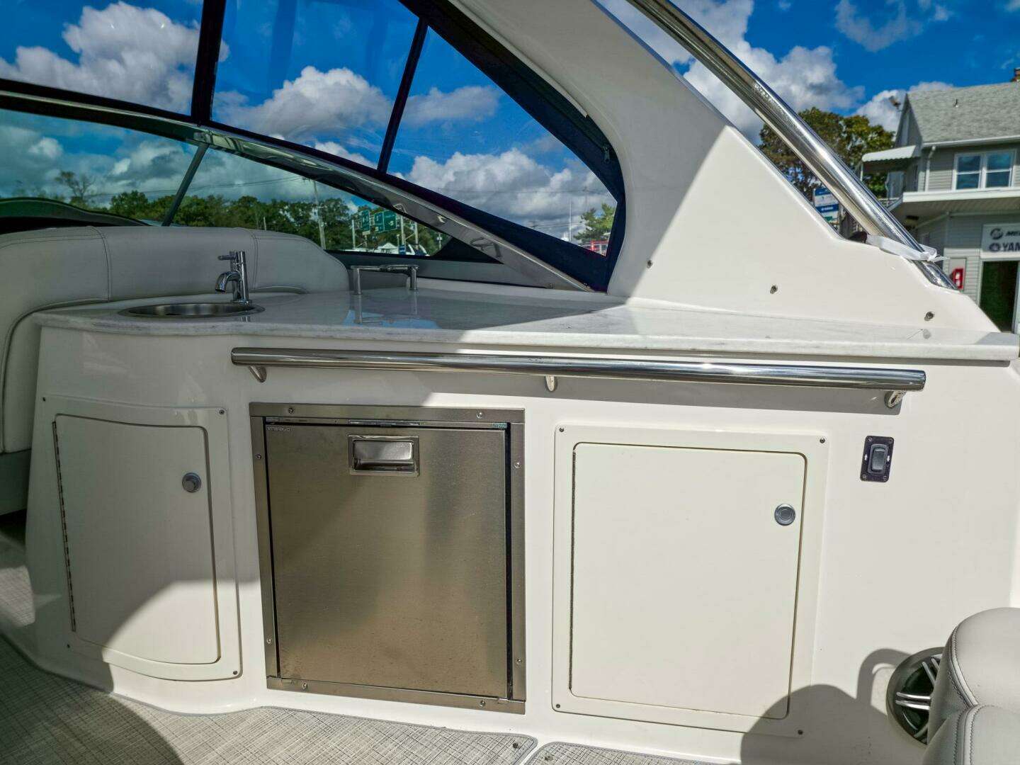 2026 Regal 33 XO - Image 19