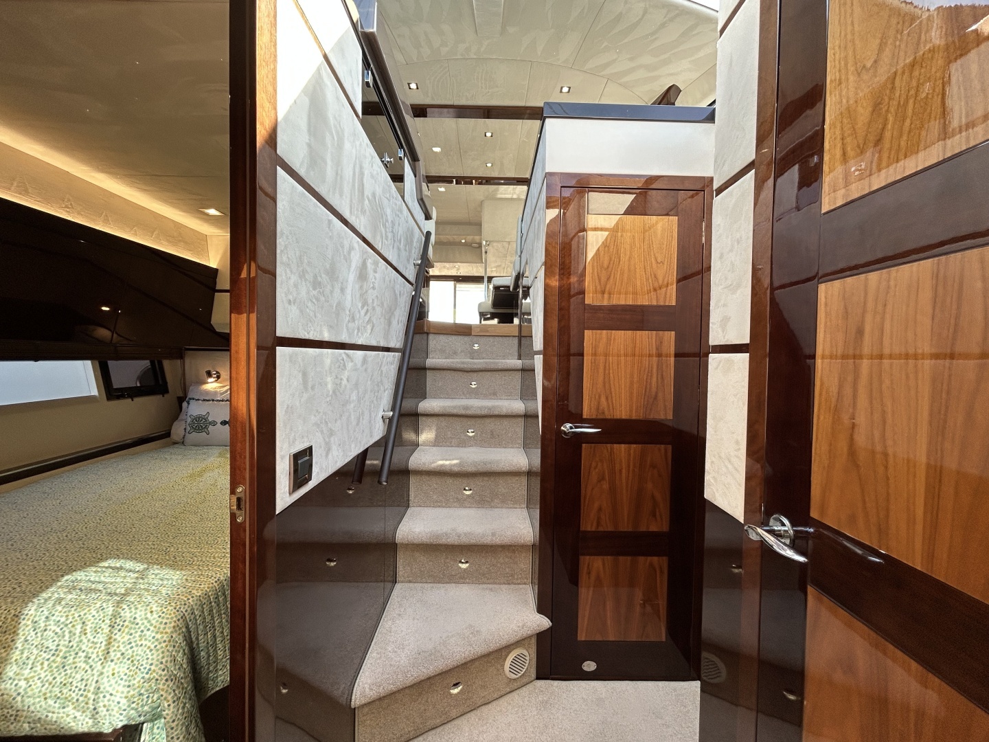2019 Galeon 550 FLY - Image 22