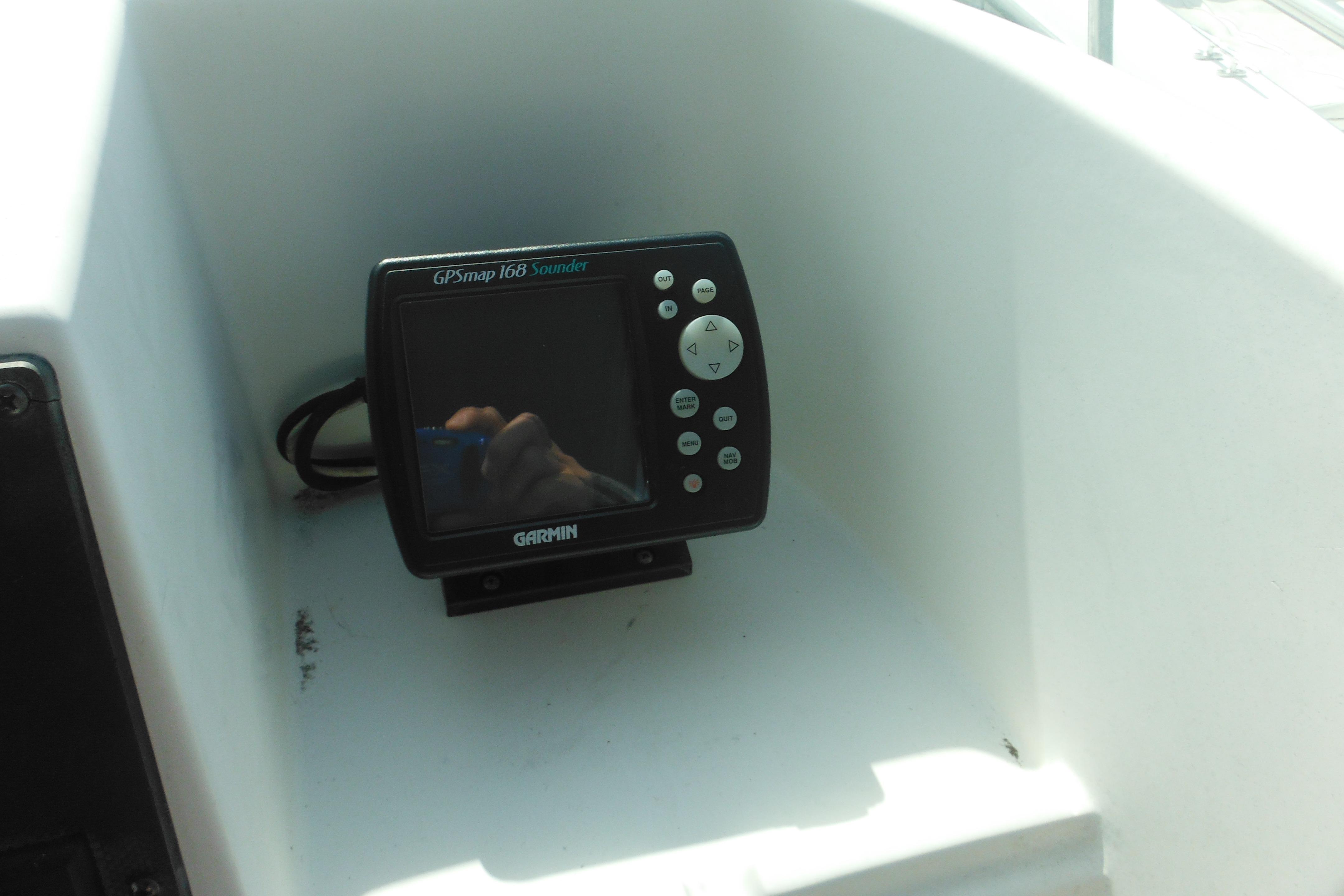 Garmin GPSmap 168 Sounder on 2005 Seaswirl Striper 2101 Walkaround O/B boat dashboard.