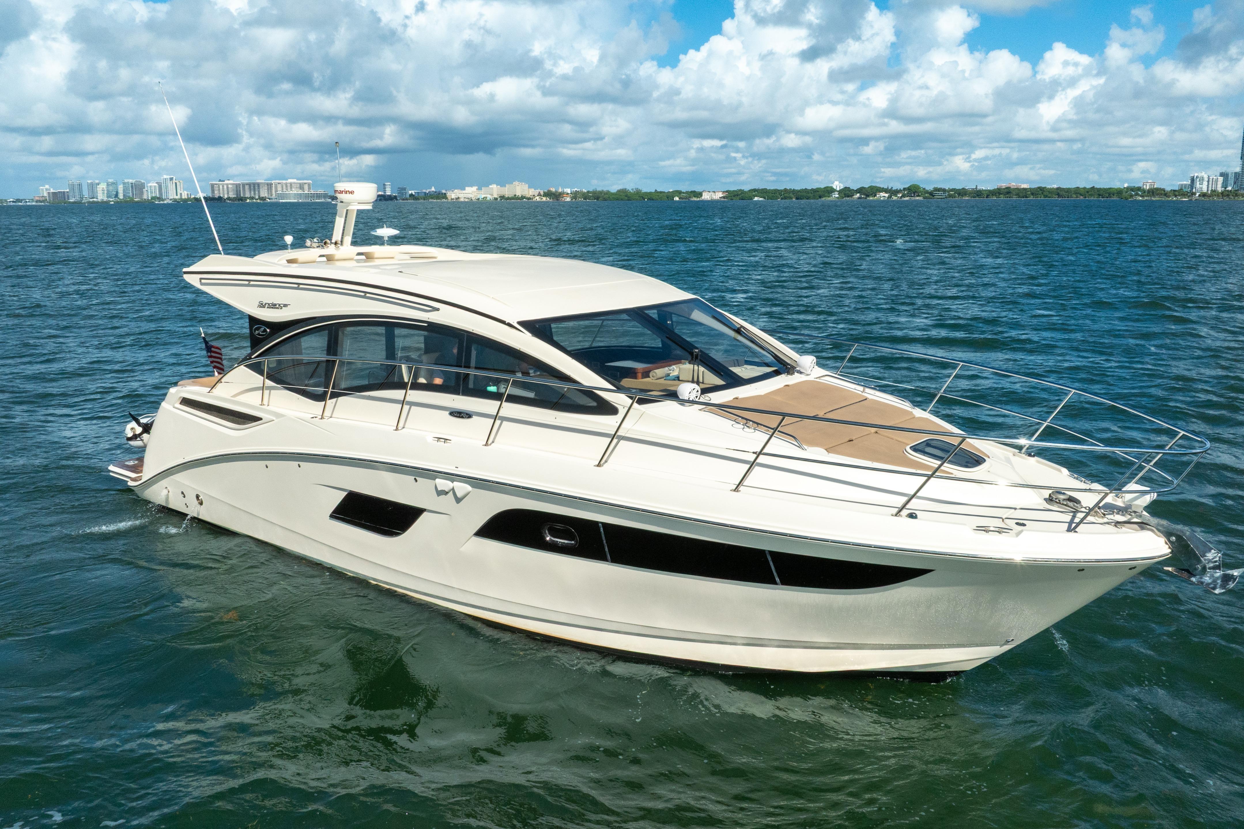 2016 Sea Ray Sundancer 400