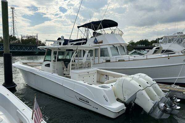 2017 Boston Whaler 370 Outrage