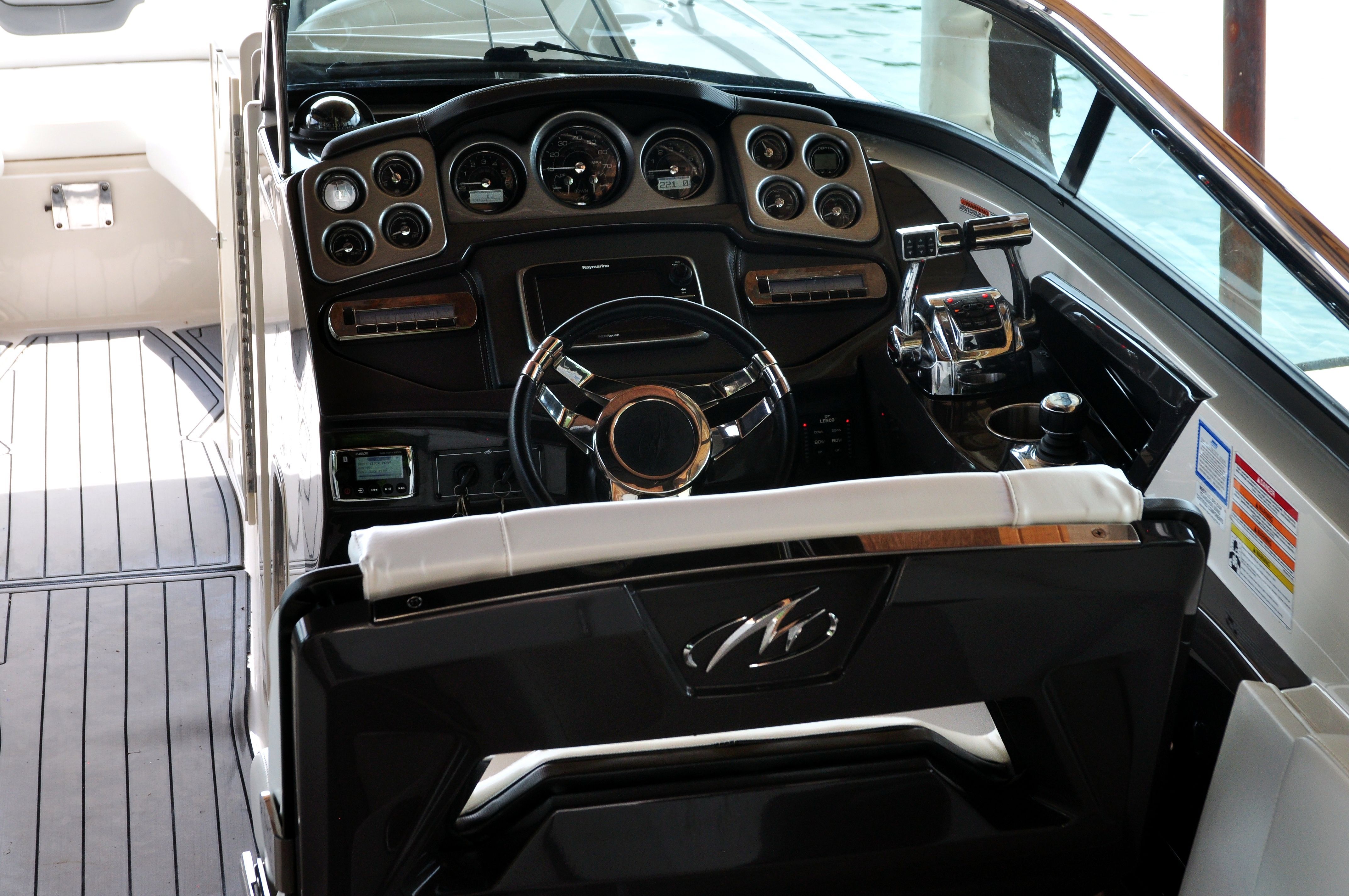 2014 Monterey 328SS Super Sport - 53