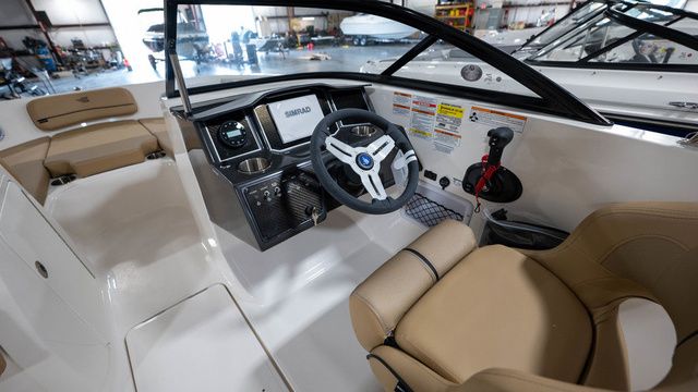 2024 Bayliner VR5 Bowrider OB - 16