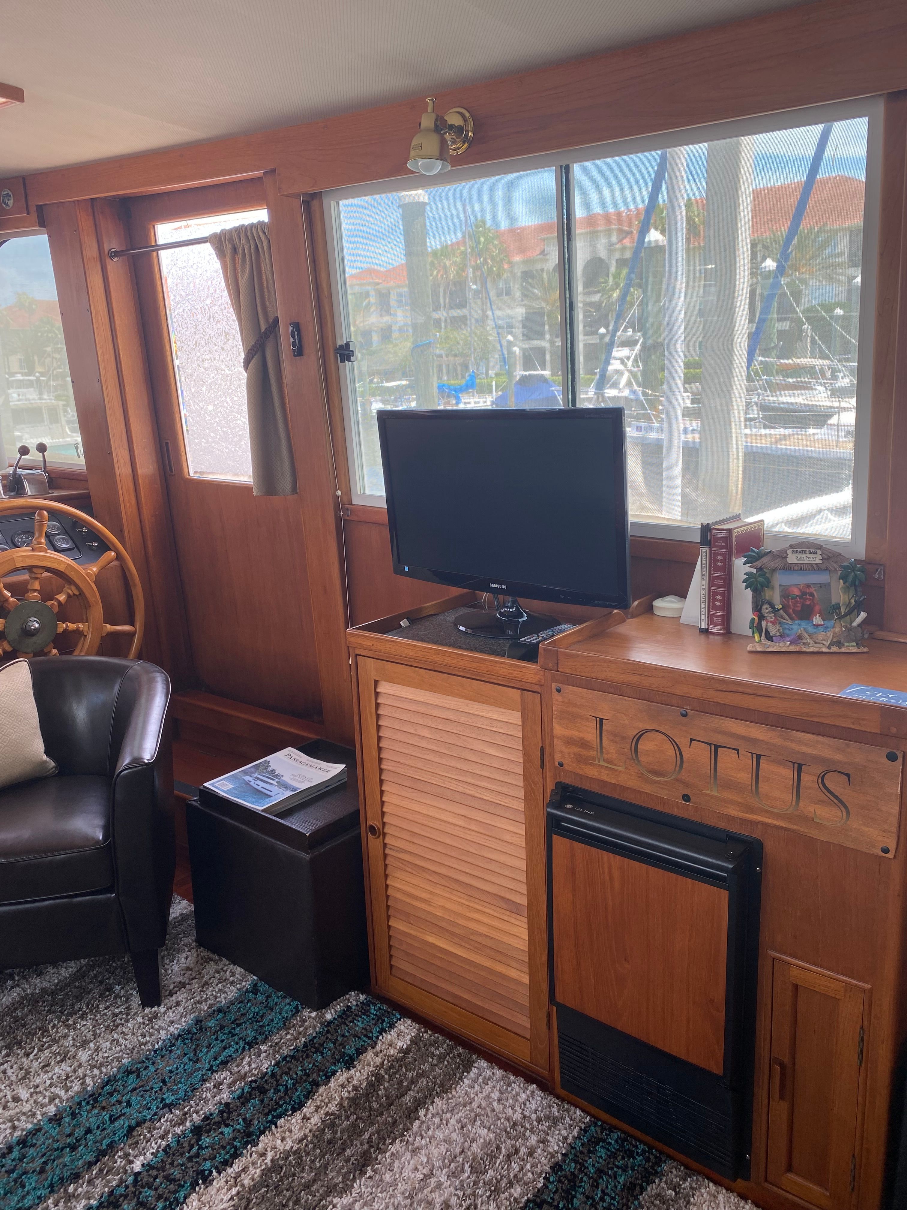 1983 Island Gypsy 44 Flush Deck - 84