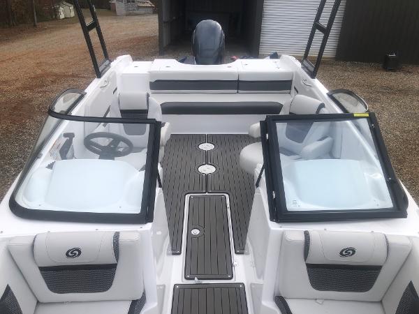 2020 Hurricane SP210 - 9