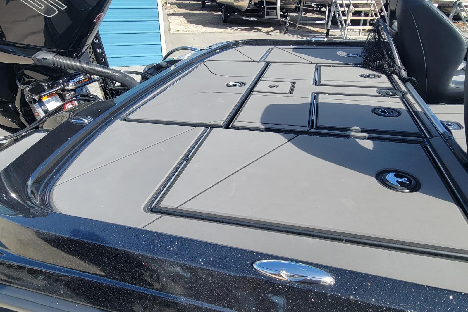 2026 Nitro Z20 XL Pro boat deck with storage compartments and sleek design.