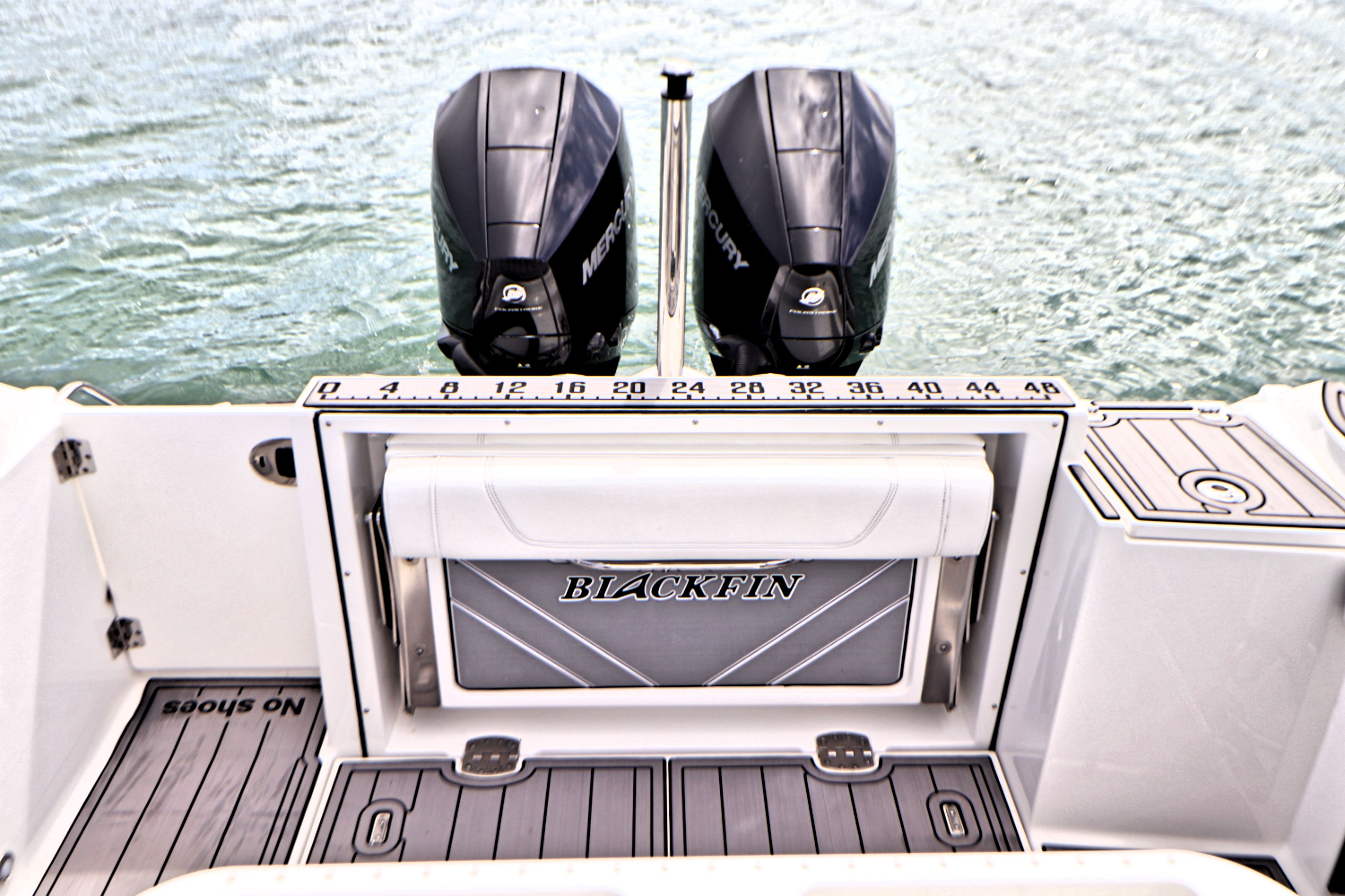 2022 Blackfin 252 CC - 15