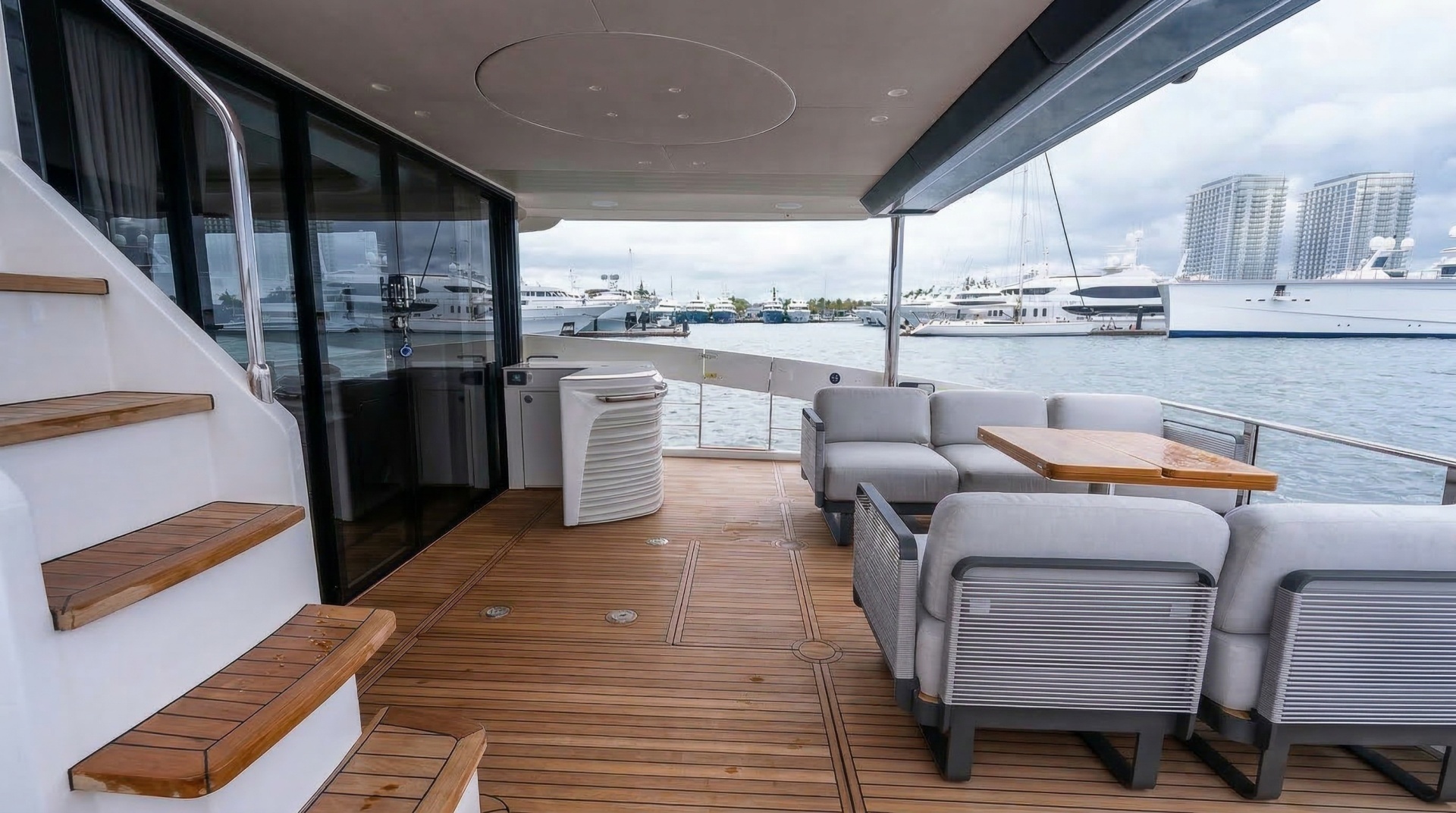 2027 Absolute Navetta 70 - Image 11