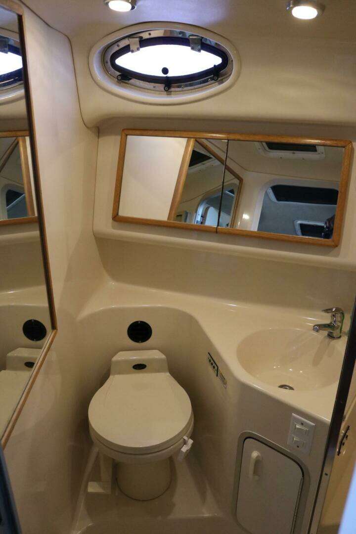 1996 Sea Ray Sundancer - Image 20