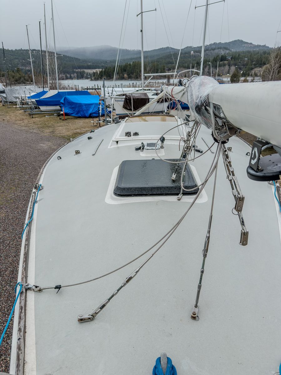 1985 J Boats J/24 - 11