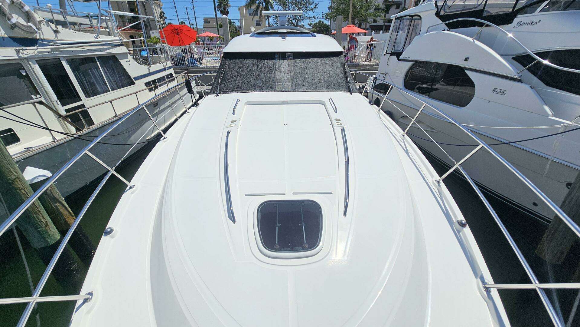 2016 Sea Ray — - Image 40