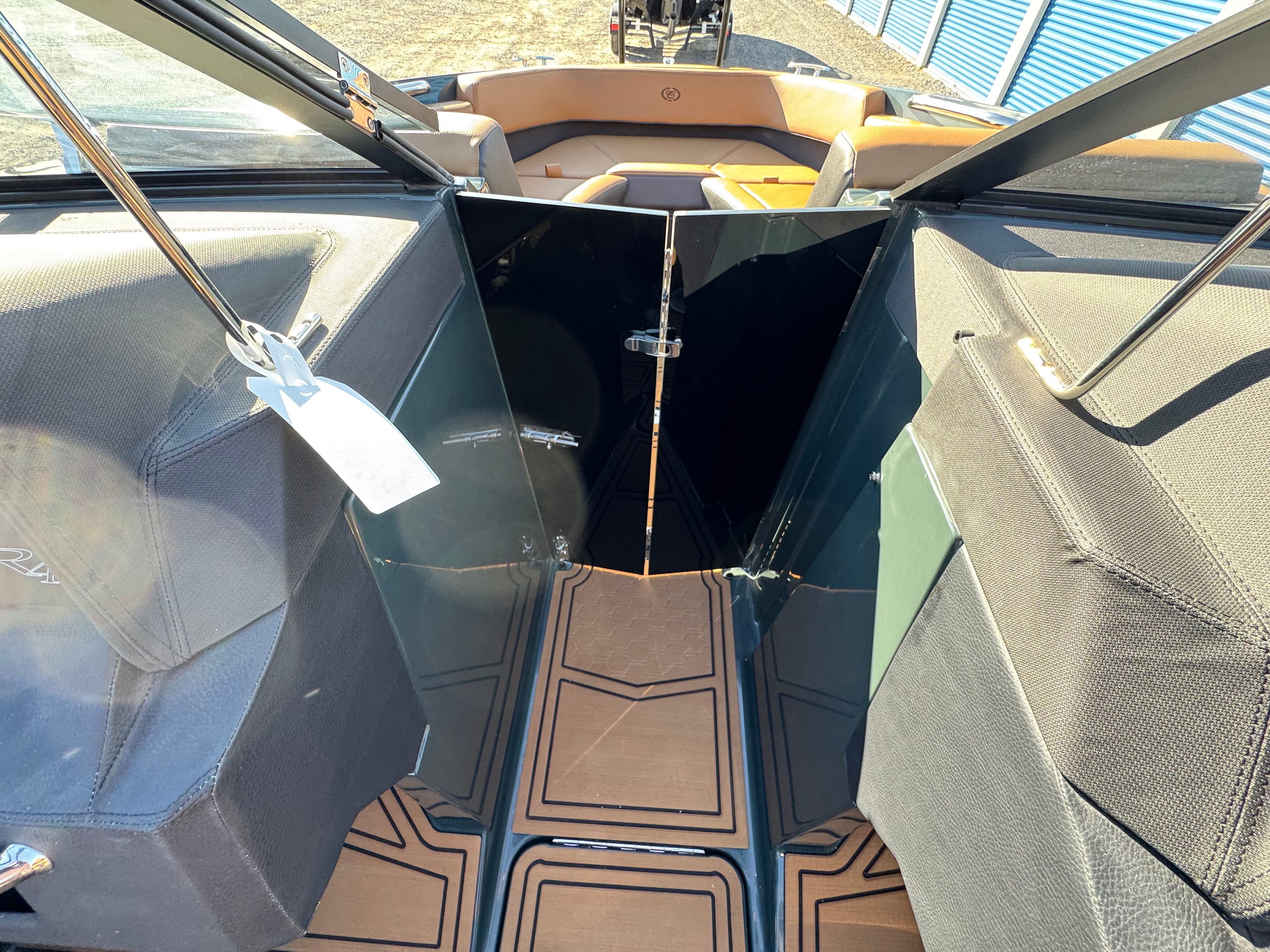 2026 Cobalt R4 Surf - 52