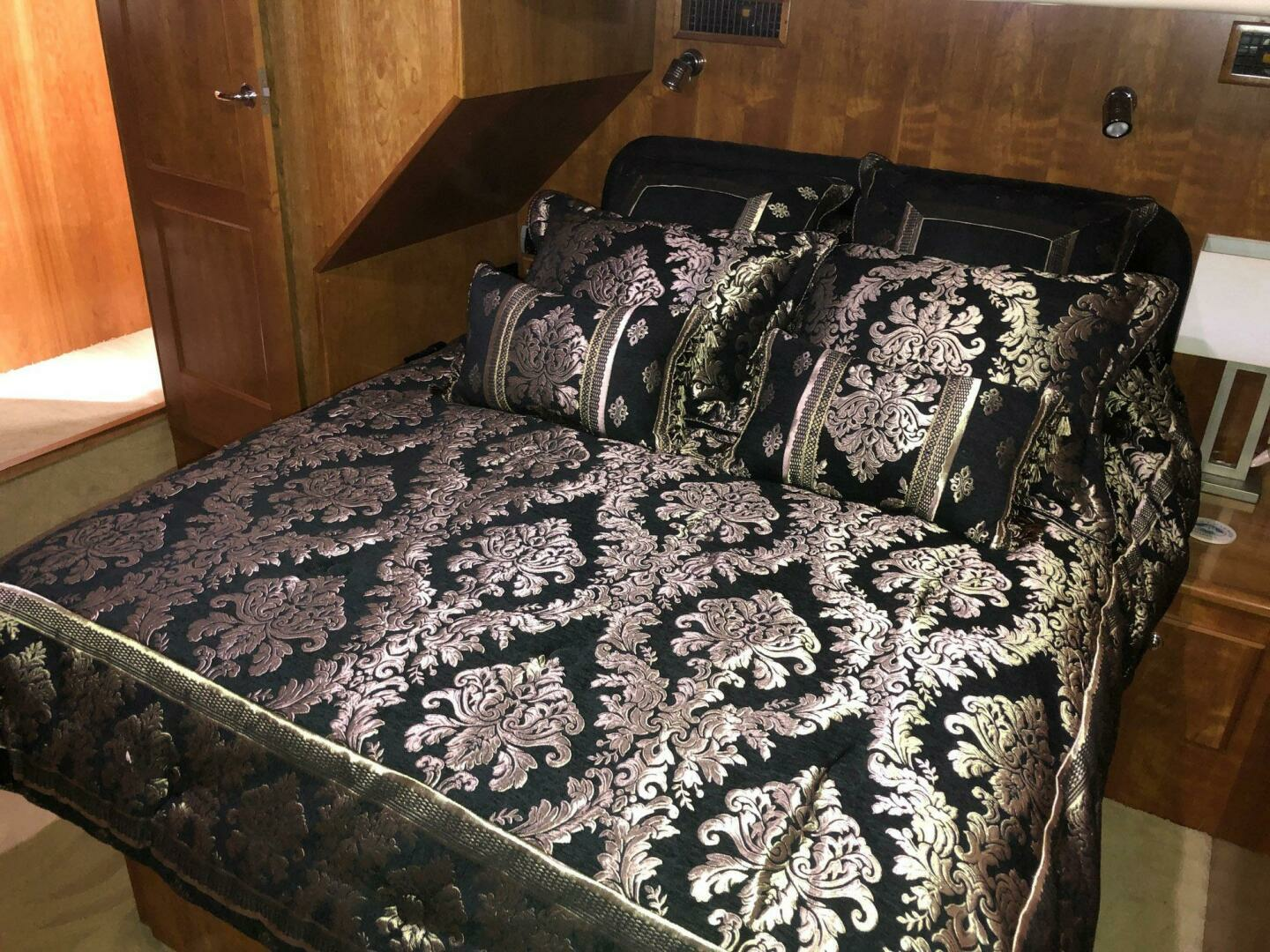 2005 Navigator 53 Classic PH - Image 18