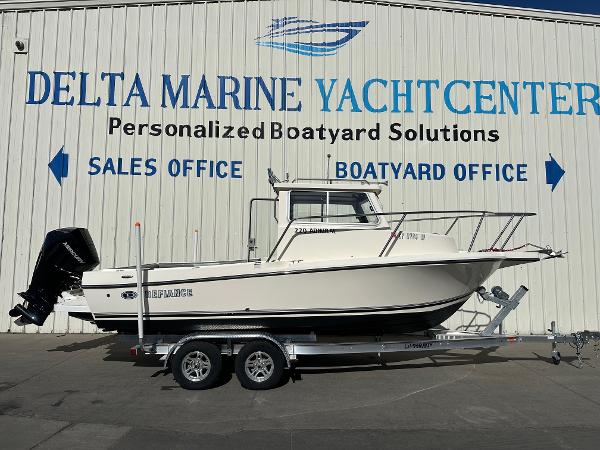 2025 Defiance Admiral 220 EX