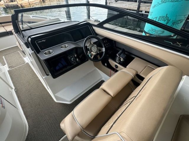 2017 Sea Ray SLX 310 - 7