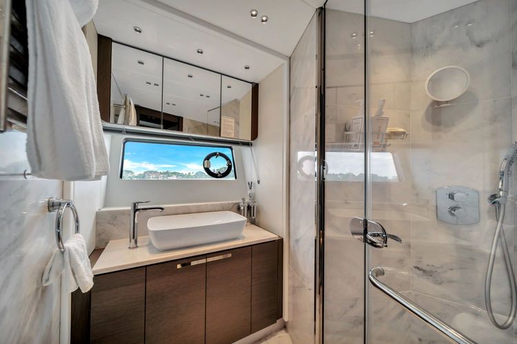 2022 Sunseeker Predator 74 - Image 43
