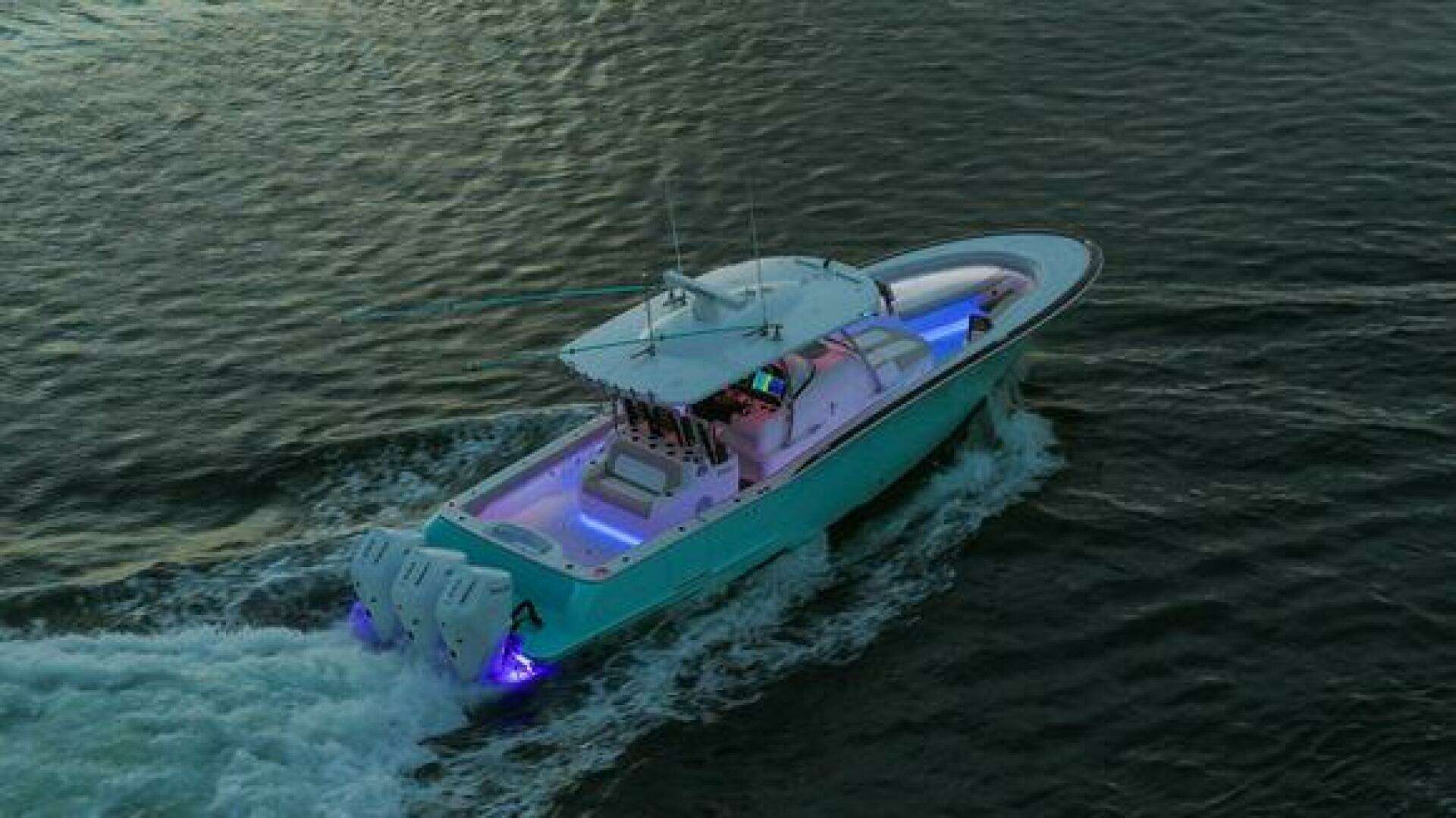 2026 Mag Bay 38 Center Console - Image 5