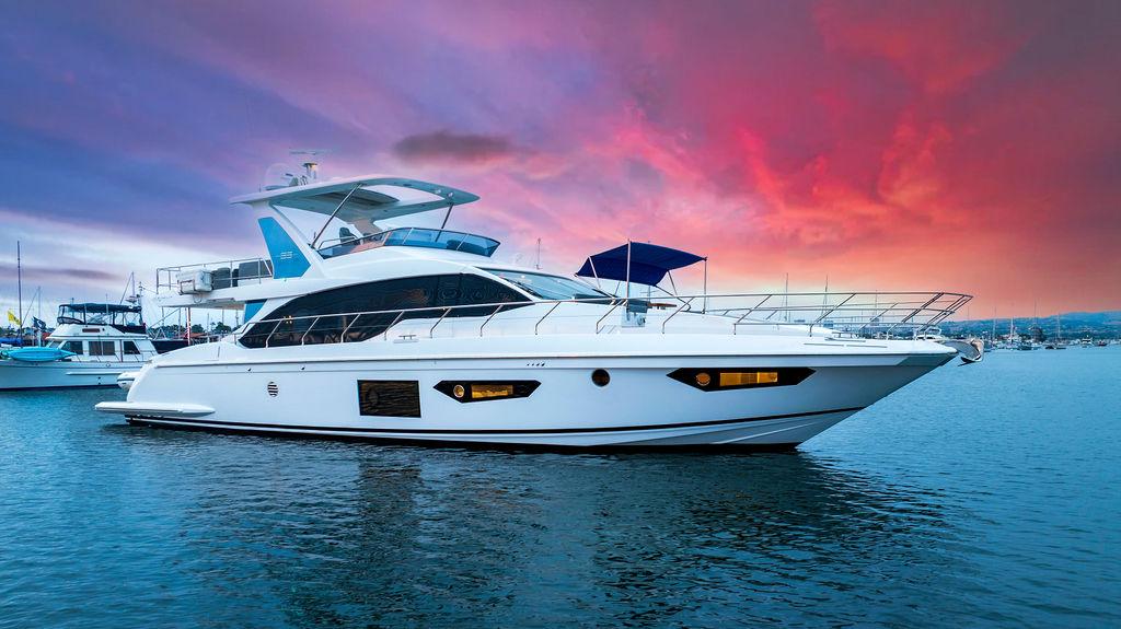 2020 Azimut 66