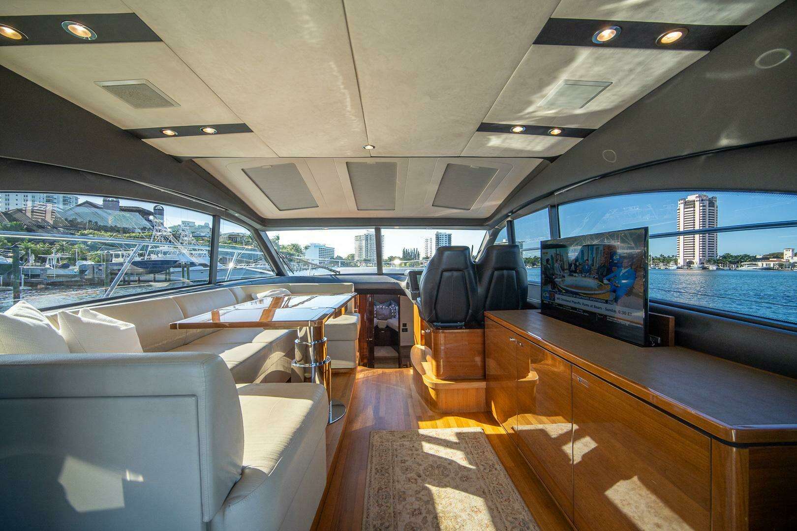 2016 Princess V48 - Image 3