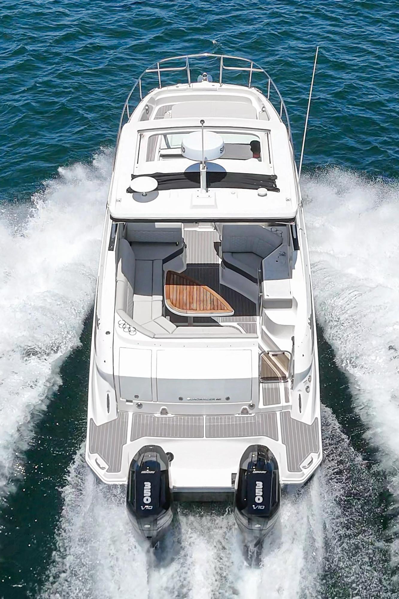 2024 Sea Ray Sundancer 320 Outboard - 50