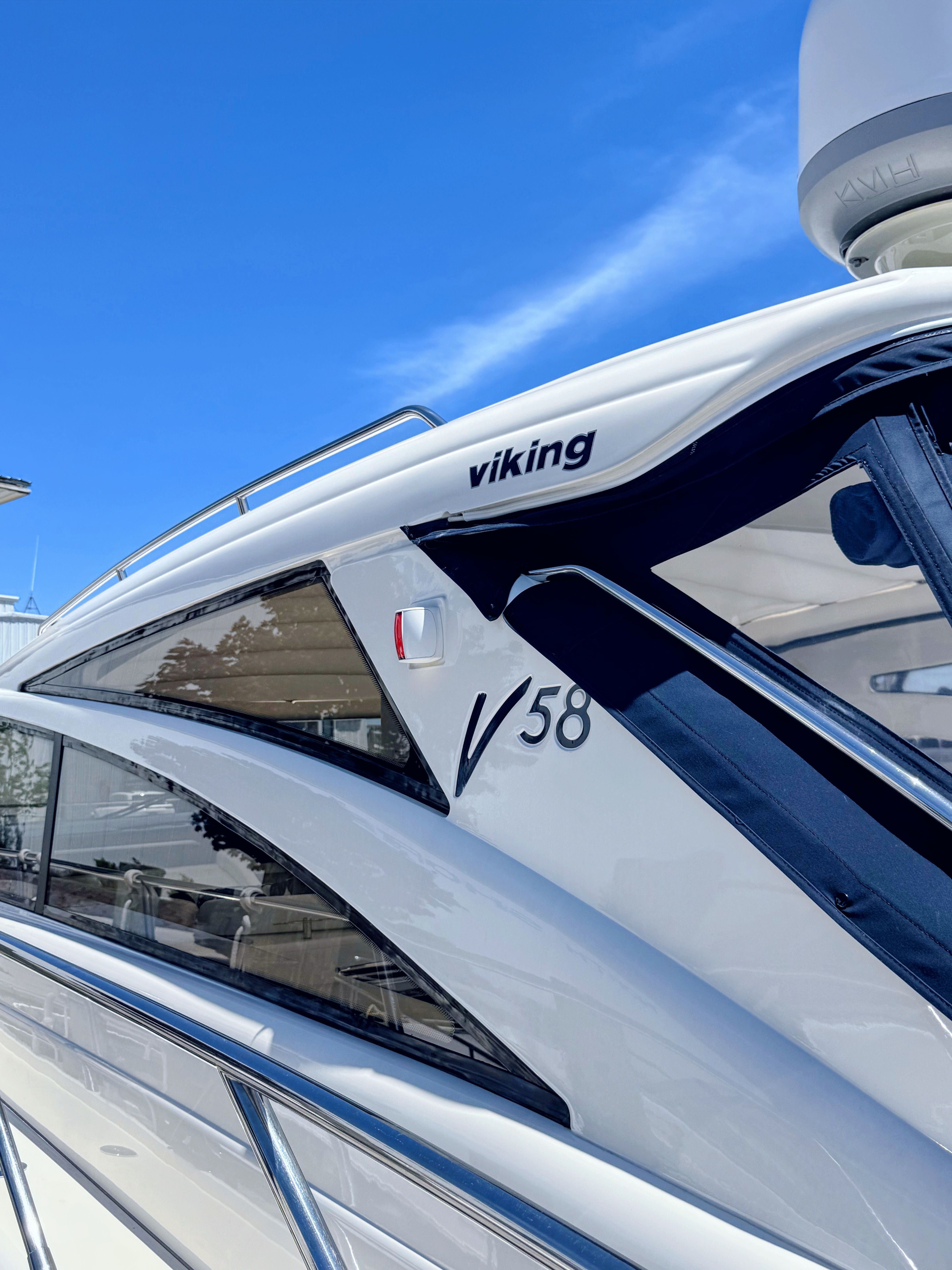 2004 Viking Princess V58 - 6