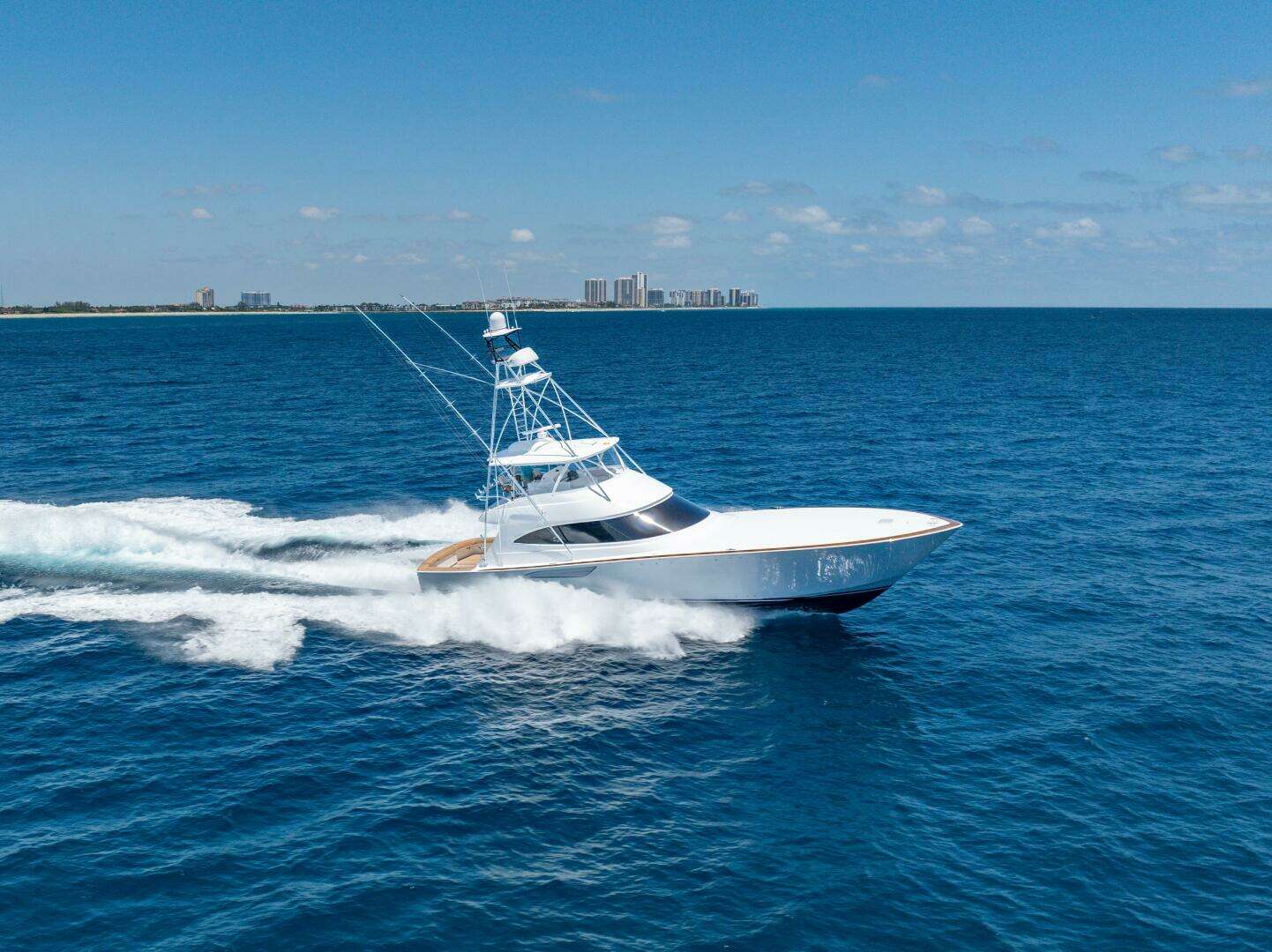 2026 Viking 74 Convertible - Image 10