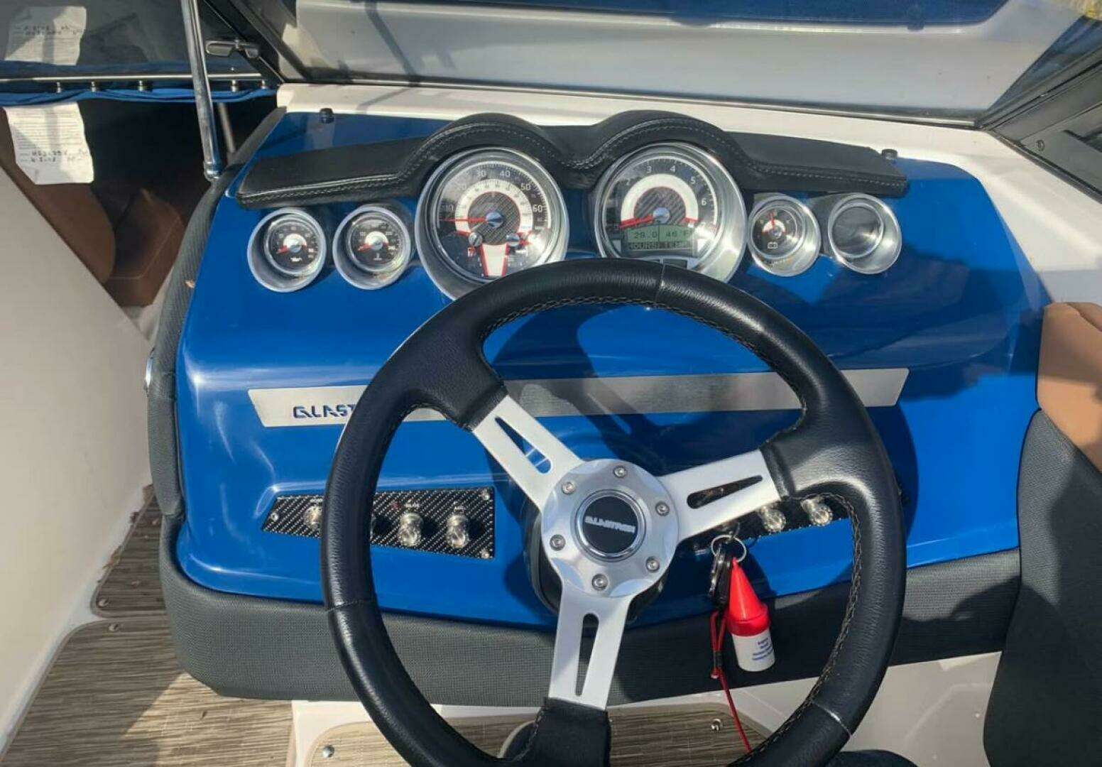 2018 Glastron GT 245 - Image 12
