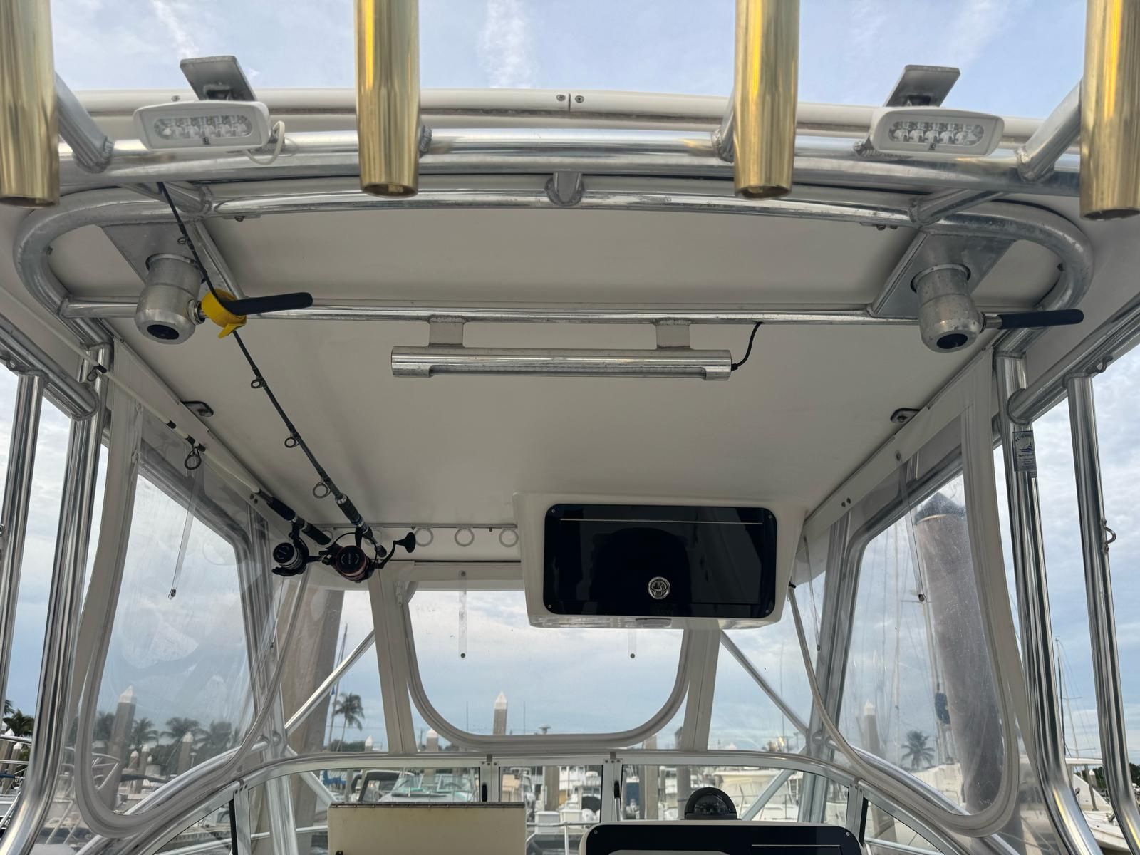 2004 Century 2600 - 15
