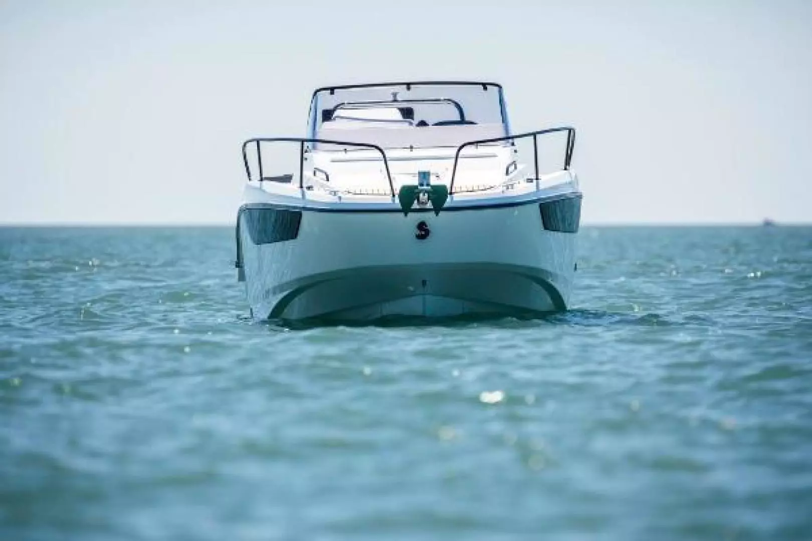 2026 Beneteau Flyer 8 SunDeck - Image 5