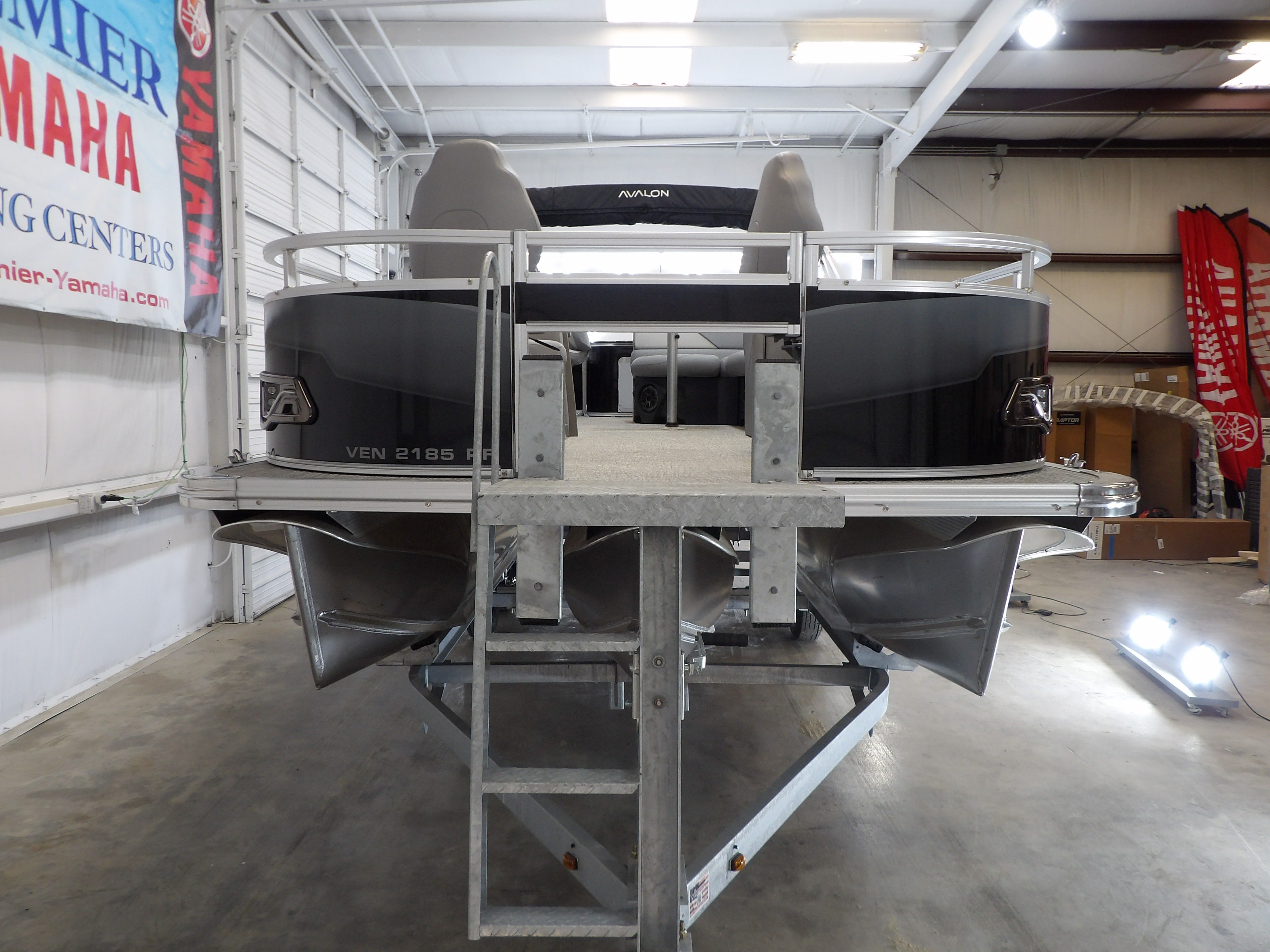 2026 Avalon Venture 85 Quad Fish - 21' - 12