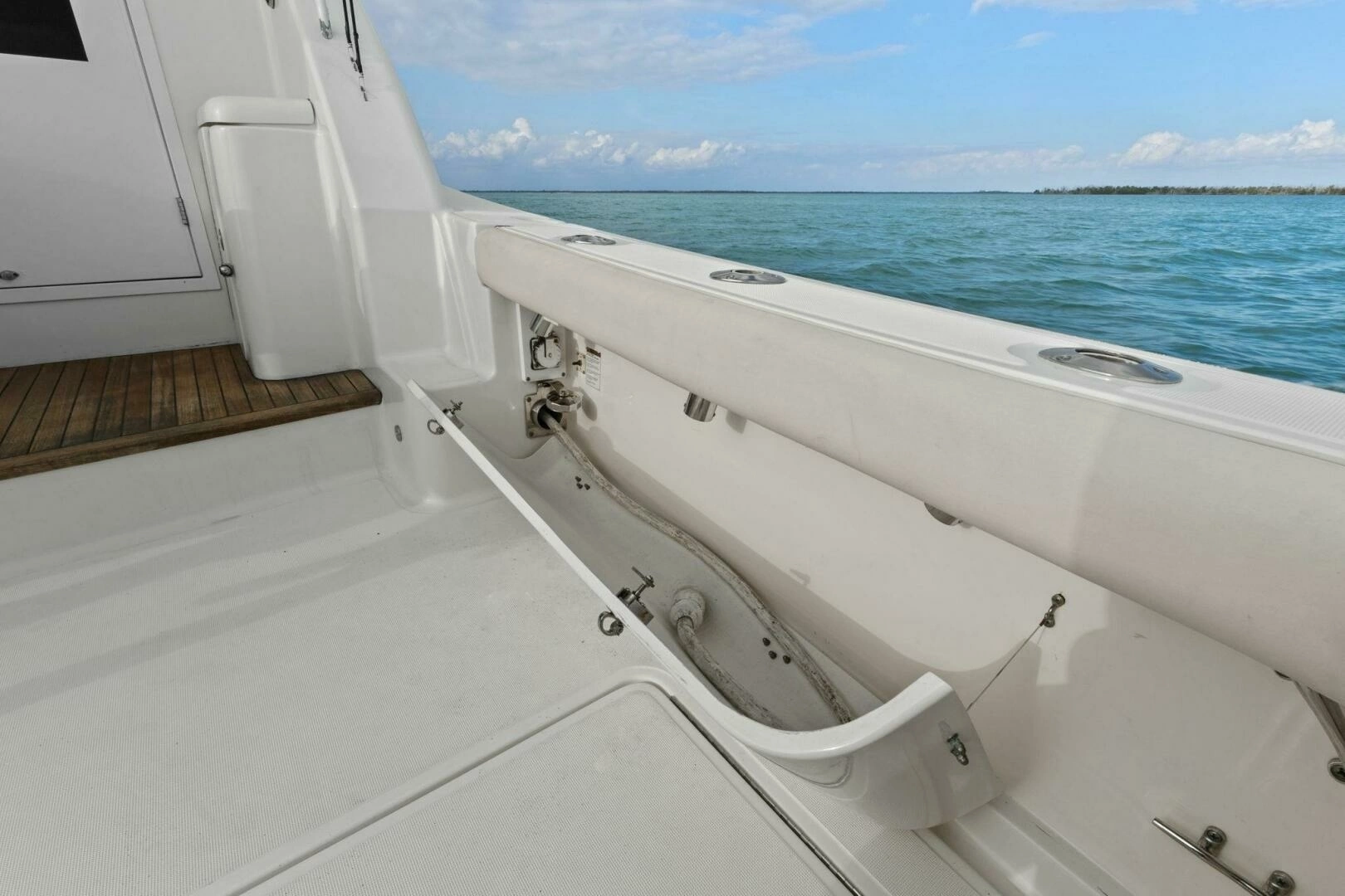 2013 Tiara Yachts 3900 Convertible - Image 45