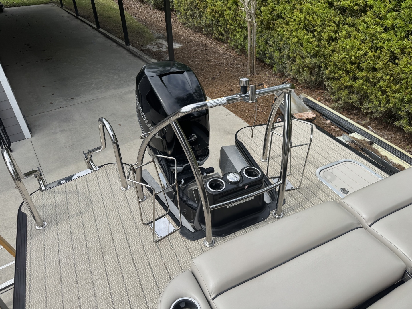 2019 Barletta L25UC - Image 12